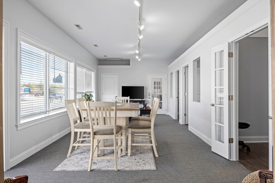 More Photos Of 2503 Jefferson Hwy, Waynesboro Freestanding For Lease