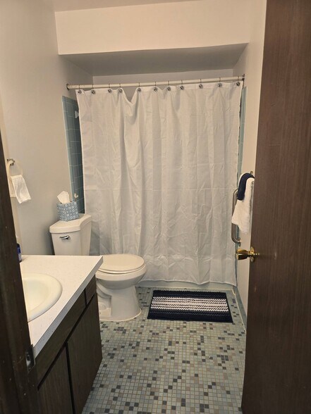 More Photos Of 1870 Saint Johns Blvd, Lincoln Park Apartments For Sale
