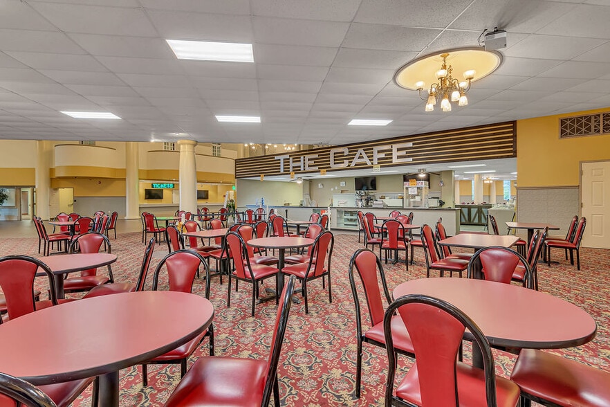 More Photos Of 2527 State Highway 248, Branson Lodge Meeting Hall For Sale