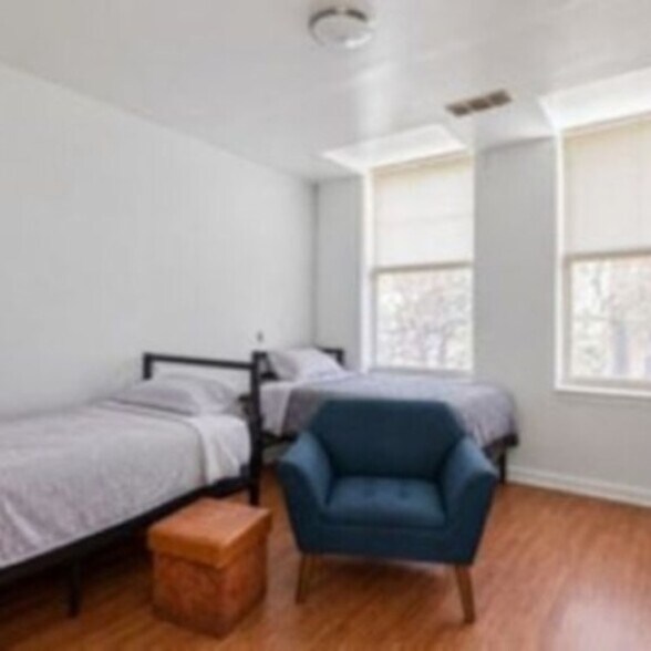 More Photos Of 2135 W Armitage Ave, Chicago Apartments For Sale