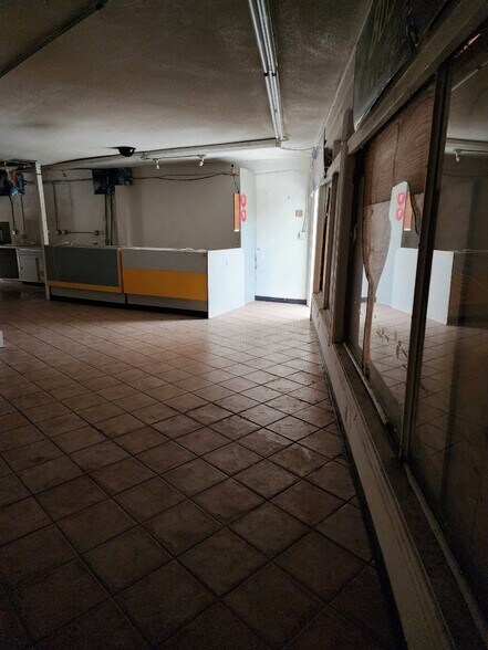 More Photos Of 1391 Gulf To Bay Blvd, Clearwater Convenience Store For Sale