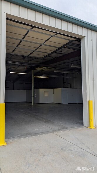 More Photos Of 14125-14133 Mead St, Longmont Flex For Lease