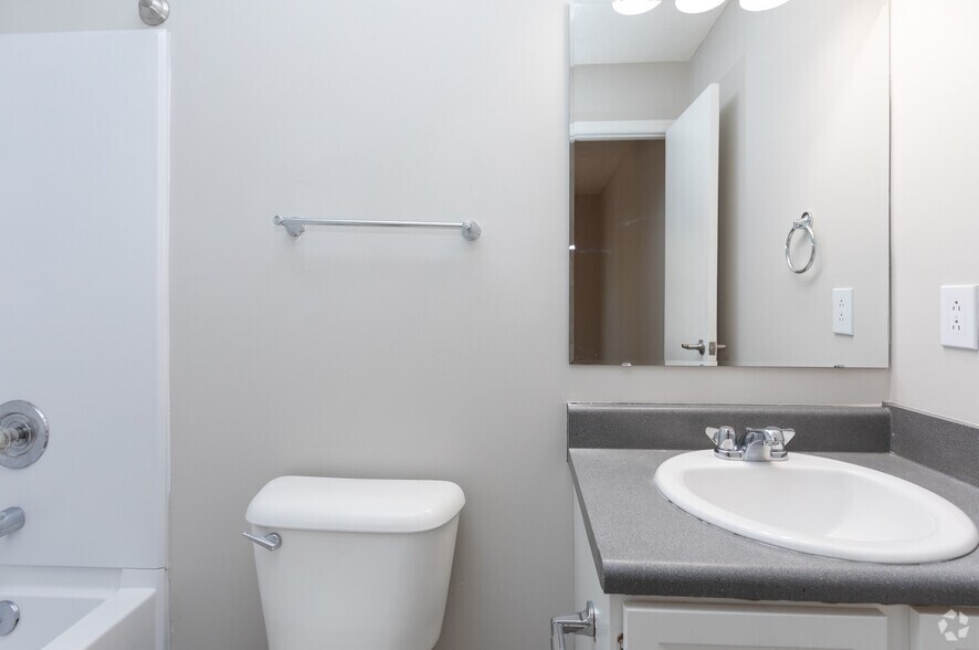 More Photos Of 5217-5336 Tern Pl, Fayetteville Apartments For Sale