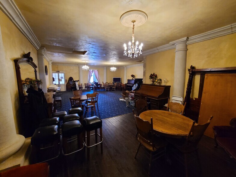 8304 Main St, Mokelumne Hill, CA 95245 Hotel For Sale