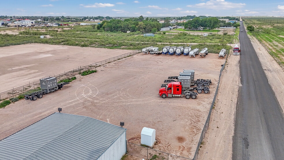 More Photos Of 5508 S FM 1788, Midland Light Distribution For Sale