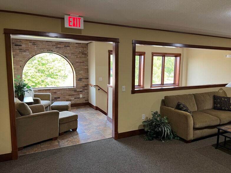 More Photos Of 104 Park Ave N, Park Rapids Medical For Lease