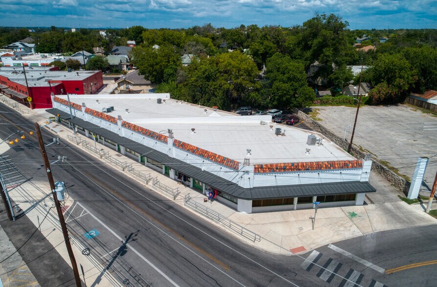 More Photos Of 700-714 Fredericksburg Rd, San Antonio Storefront Retail Office For Lease