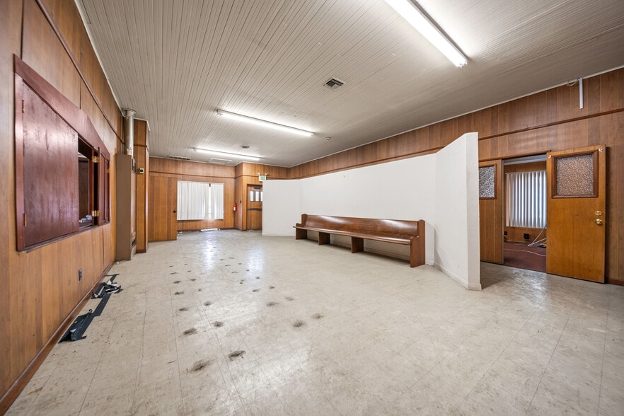 More Photos Of 1101 W Florence Ave, Los Angeles Religious Facility For Sale
