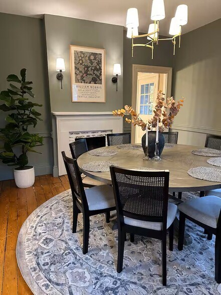 More Photos Of 259 Main St S, Woodbury Apartments For Lease