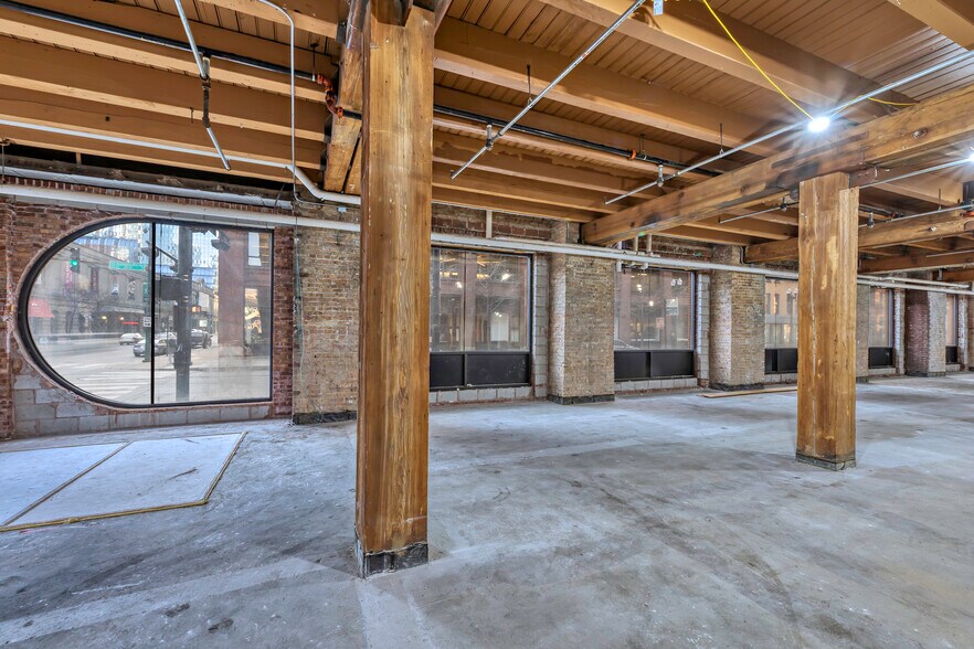 More Photos Of 550 W Randolph St, Chicago Office For Lease