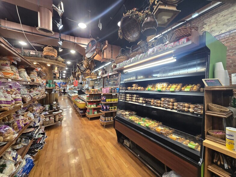 More Photos Of 226-228 Washington St, Hoboken Storefront For Sale