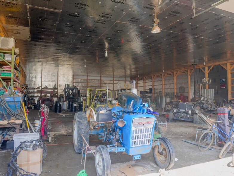 More Photos Of 110 Pennsgrove Pedricktown Rd, Pedricktown Service For Sale