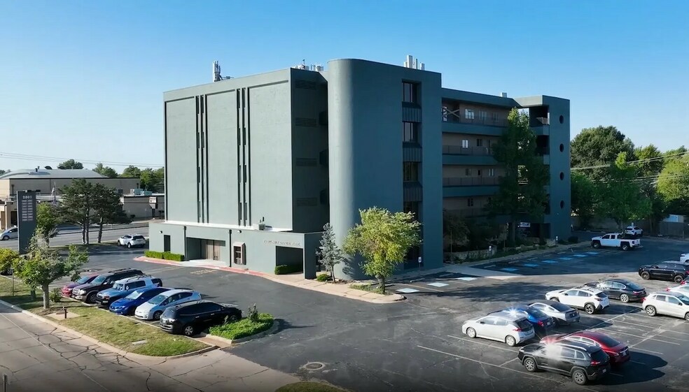 More Photos Of 2801 Parklawn Dr, Midwest City Medical For Lease