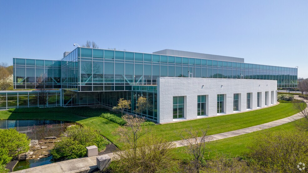 More Photos Of 8323 Walton Pky, New Albany Office For Lease