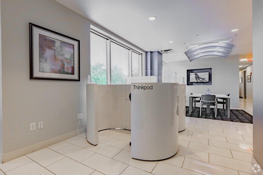 More Photos Of 10200 Forest Green Blvd, Louisville Coworking Space