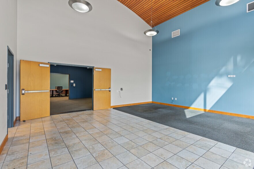 More Photos Of 660 Century Pt, Lake Mary Office For Lease