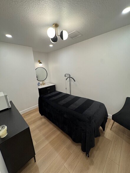 More Photos Of 1260 Vine St, Salt Lake City Unknown For Sale