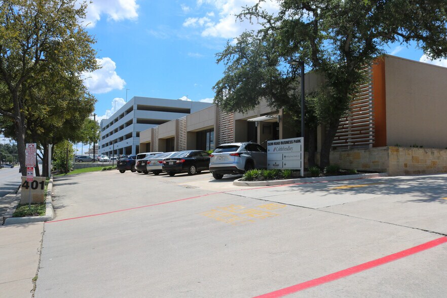 More Photos Of 431 Isom Rd, San Antonio Unknown For Lease