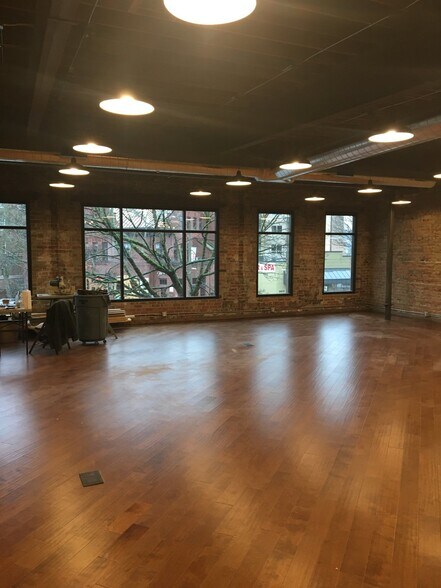 More Photos Of 2012-2016 NW Market St, Seattle Loft Creative Space For Lease