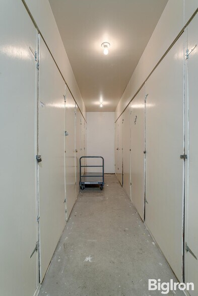 More Photos Of 525 I St, Fairbury Apartments For Sale