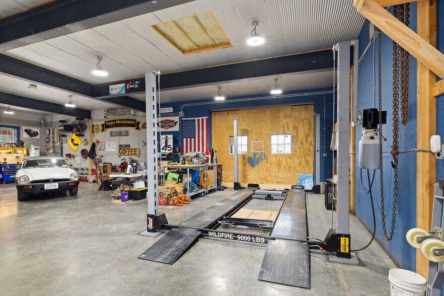 More Photos Of 1502 NY-22, Essex Restaurant For Sale