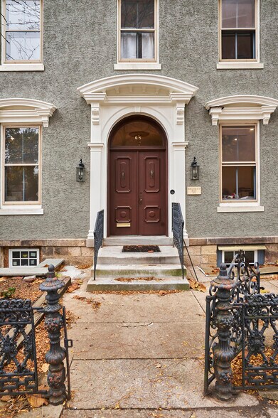 More Photos Of 68 E Court St, Doylestown Office For Sale