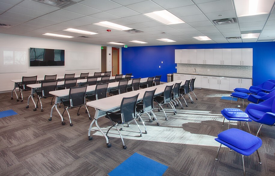 More Photos Of 400 Inverness Pky, Englewood Office For Lease