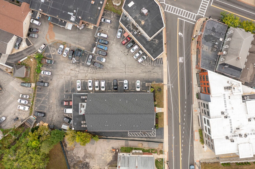 More Photos Of 11 Front St, Weymouth Office For Lease