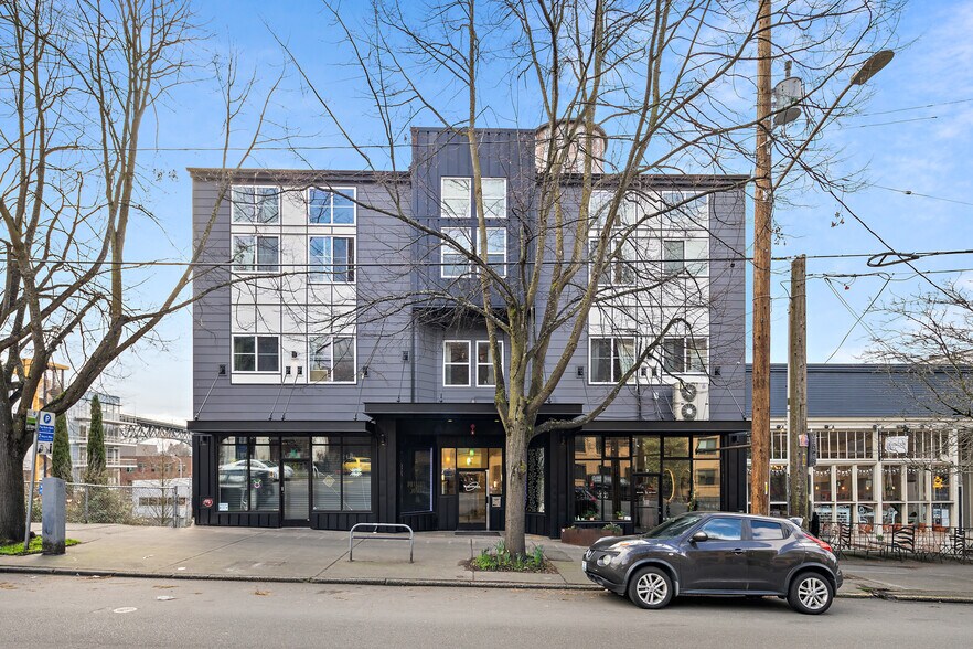 More Photos Of 711 N 35th St, Seattle Apartments For Lease
