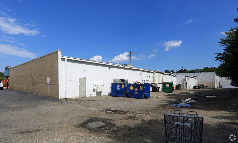 More Photos Of 21600 Great Mills Rd, Lexington Park Freestanding For Lease