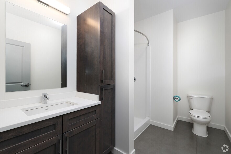 More Photos Of 199-211 Rantoul St, Beverly Apartments For Lease