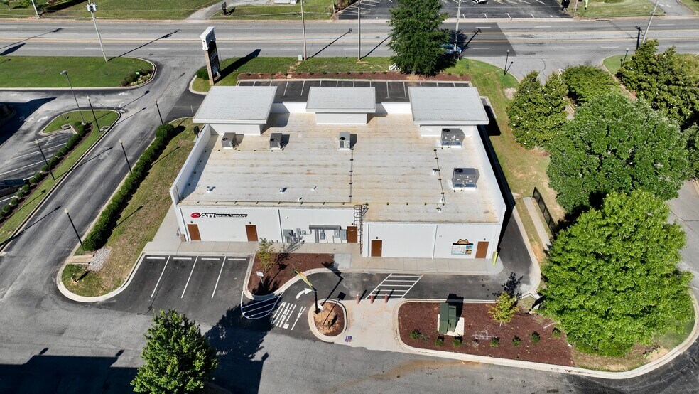 More Photos Of 2650 Boiling Springs Rd, Boiling Springs General Retail For Lease