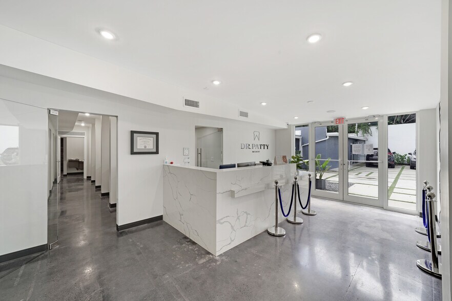 More Photos Of 530 NW 54th St, Miami Office For Lease