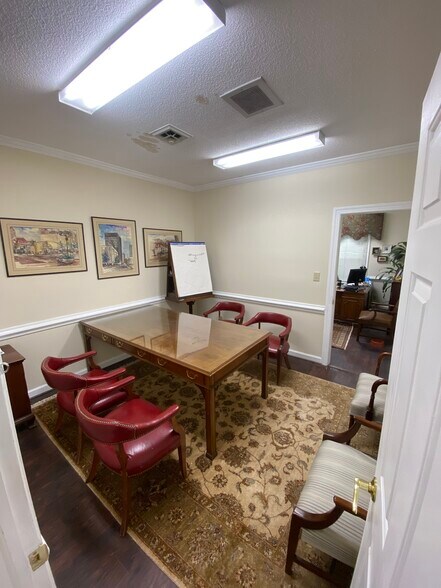 More Photos Of 806 Newtown Rd, Virginia Beach Office For Sale