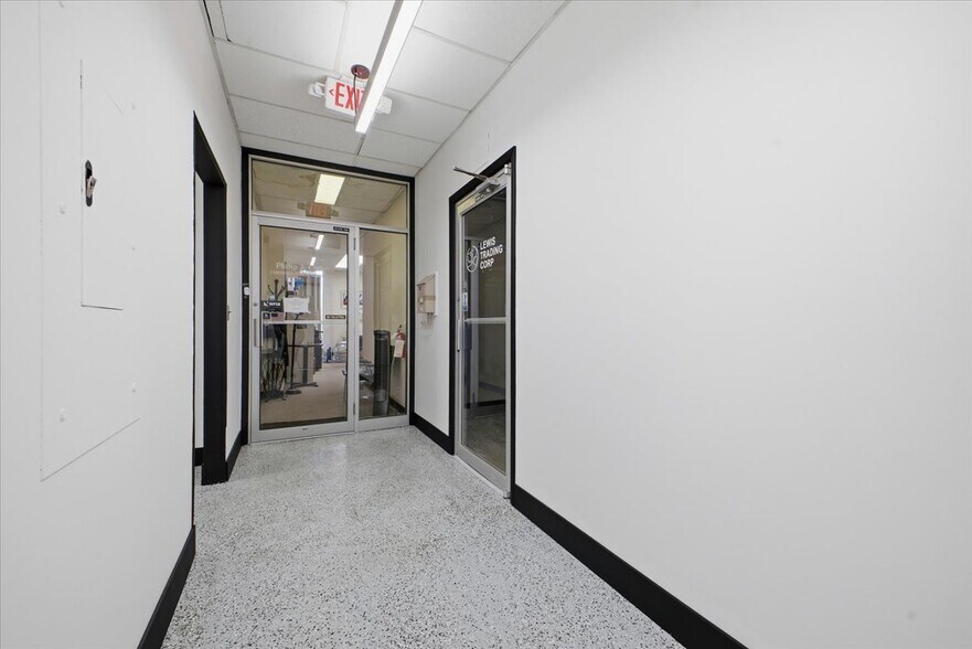 More Photos Of 99 Morris Ave, Springfield Office For Lease