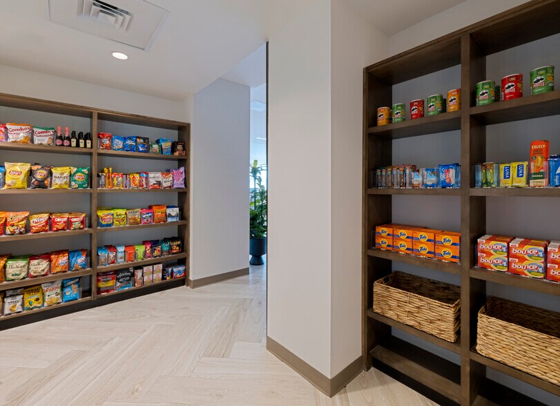 More Photos Of 50 Ponce de Leon St, Miramar Beach Hotel For Sale