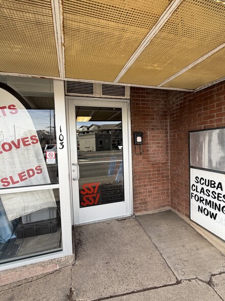 More Photos Of 103 S Milton Rd, Flagstaff General Retail For Lease
