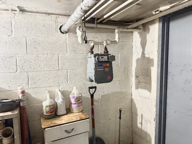 More Photos Of 36-31 30th St, Astoria Apartments For Sale