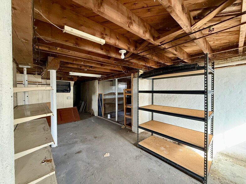 More Photos Of 10 Patchen Rd, South Burlington Storefront Retail Residential For Lease