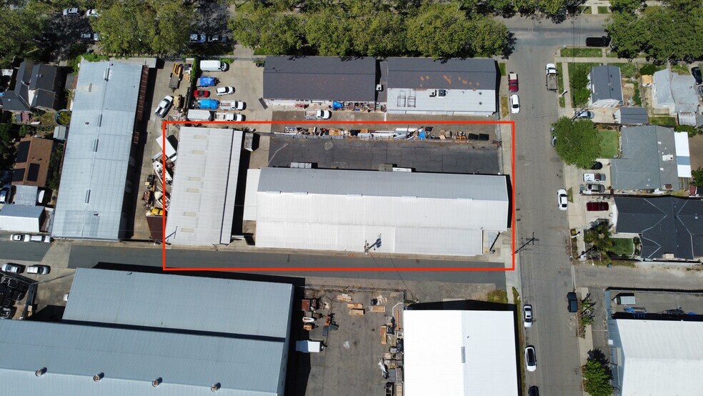 More Photos Of 10 Daisy Ave, Lodi Warehouse For Lease