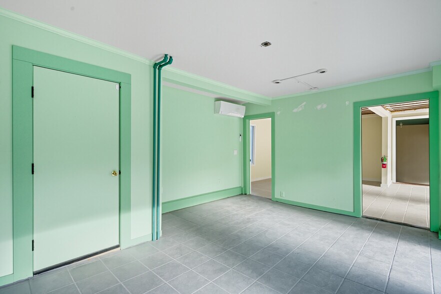 More Photos Of 1 Water St, New Paltz Storefront Retail Residential For Sale