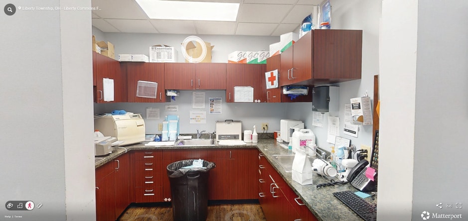 More Photos Of Liberty Plaza Dr @ Yankee, Middletown Unknown For Lease