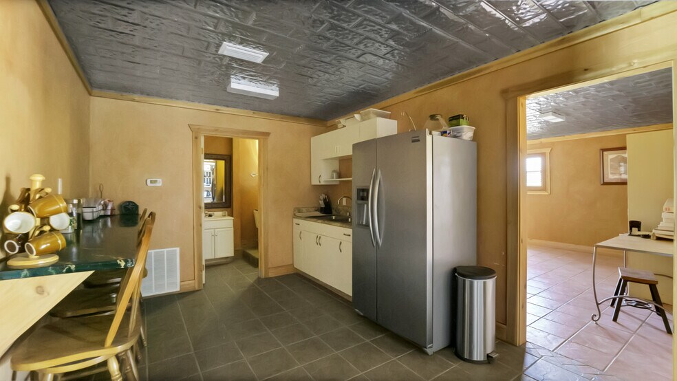 More Photos Of 5778 FM 933, Whitney Manufacturing For Sale