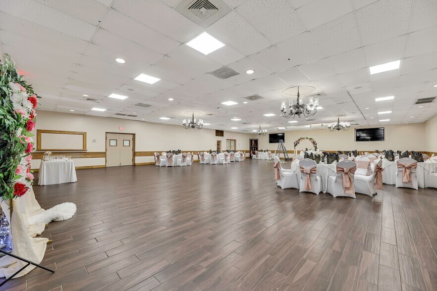 More Photos Of 1903 S Closner Blvd, Edinburg Hotel For Sale