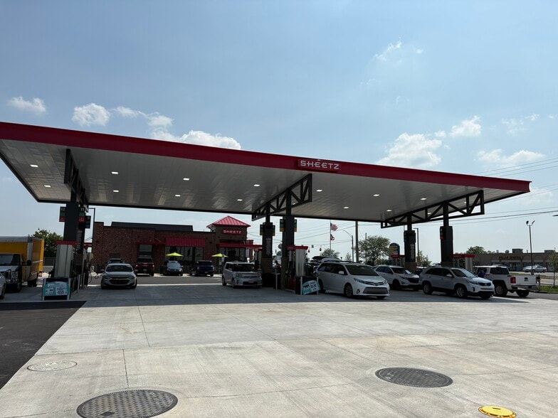 More Photos Of 2100 S Alex Rd, West Carrollton Bank For Sale