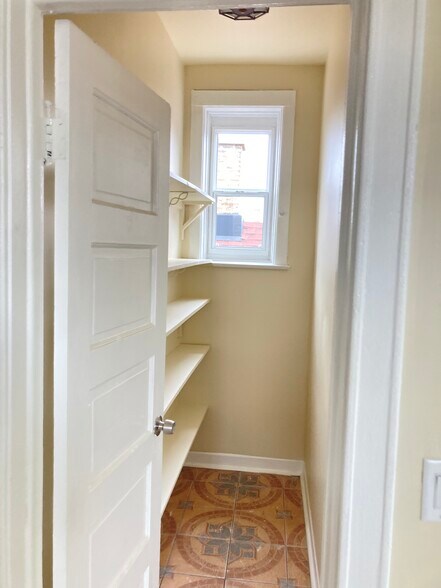 More Photos Of 2318 S Homan Ave, Chicago Apartments For Sale