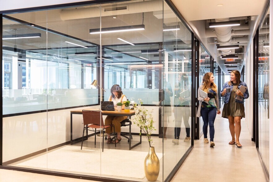 More Photos Of 22 Boston Wharf Rd, Boston Coworking Space