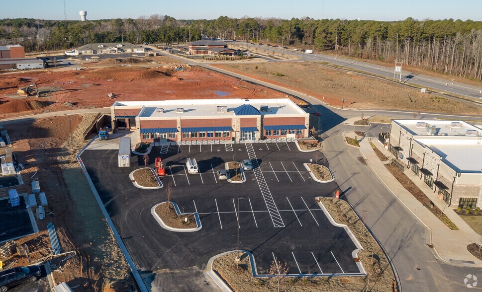 More Photos Of 148 Briarcliff Dr, Clayton Storefront For Lease