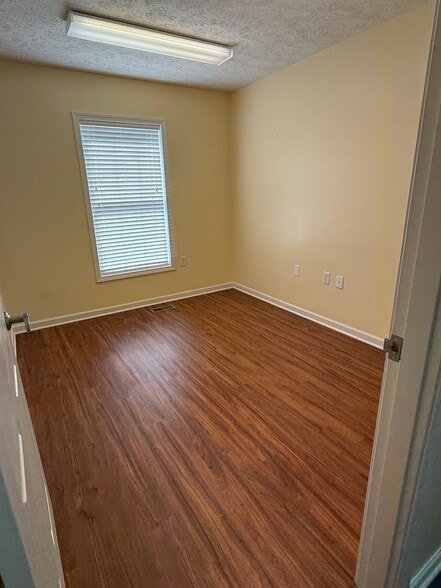 More Photos Of 304 New Leicester Hwy, Asheville Medical For Lease