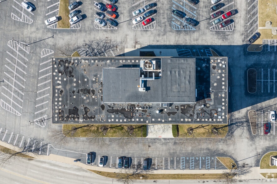 More Photos Of 3103 Executive Pky, Toledo Office For Sale